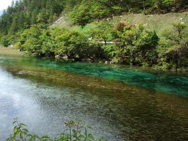 中間綠色那段叫做玉帶河