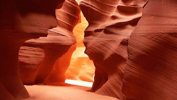 00448_antelopecanyon_2560x1600