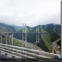 20180616_183041離開賽里木湖，往下個景點--果子溝。行車經過。3