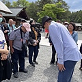 今天第一站是參觀北海道神宮--導遊教導我們一些在日本應遵守的禮儀2023.06.02.jpg
