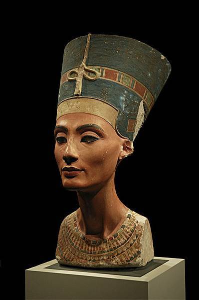 Nefertiti_30-01-2006.jpg