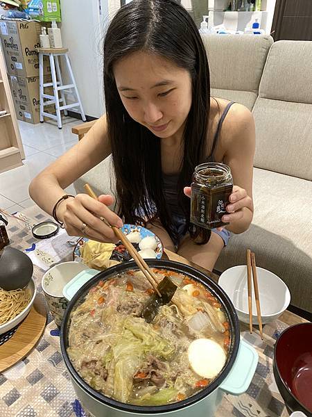 花蓮必買伴手禮【洄瀾醬人】花蓮剝皮辣椒推薦品牌》小米酒剝皮辣