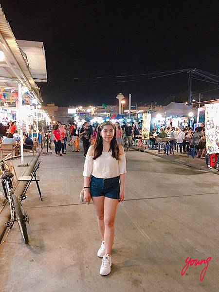 ​​​​​【​​AN's愛旅遊】泰國曼谷席娜卡琳火車鐵道夜市