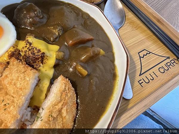 台北大安區｜富士咖哩 Fuji Curry，份量夠且是偏大人