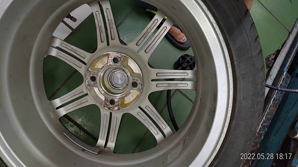 VIOS 換輪胎 Goodyear Eagle F1 Asy