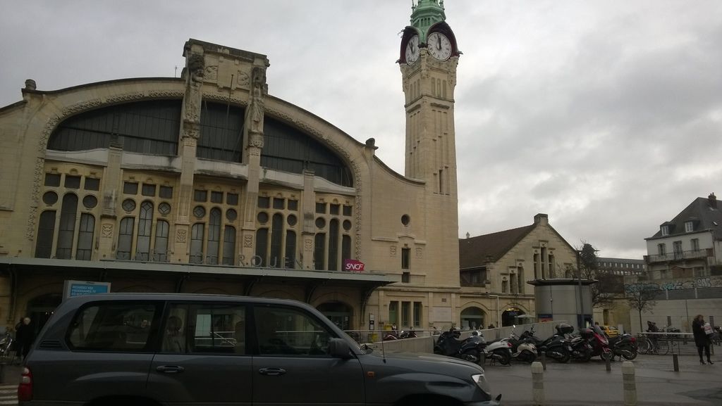 盧昂火車站也是遊客會照的地點