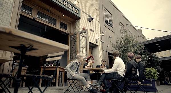 B.A.P-Coffee-shop-mv-cap