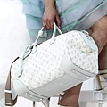 00020m Vuitton Spring Summer 2012.jpg