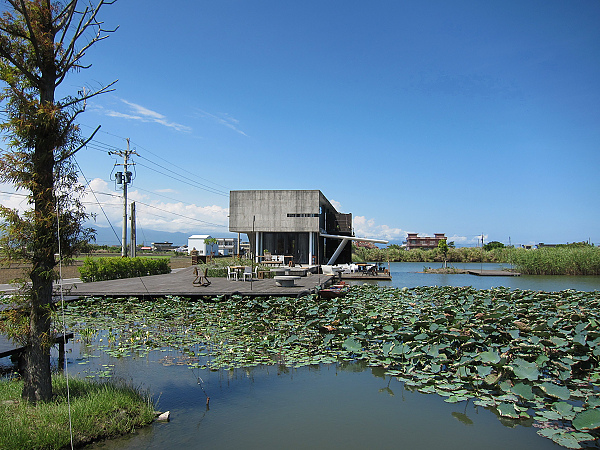 浮線發想之島