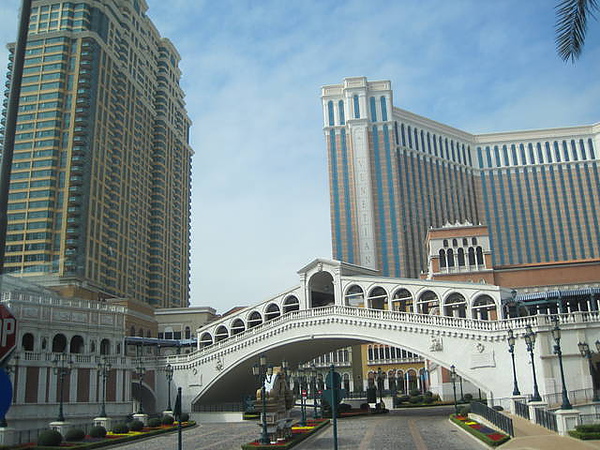 2-6.jpg 2-6.jpg