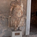 Statue 