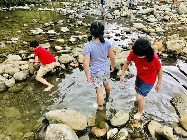 五指山、北埔冷泉遊山玩水之旅