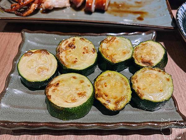 竹北美食推薦｜竹北平價料多美味丼飯心丼隱食堂