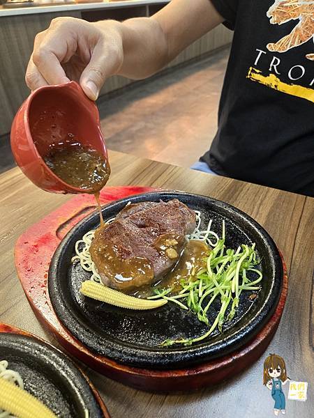 桃園 竟然有49元就可以吃牛排?!饗厚牛排桃園店打造超值