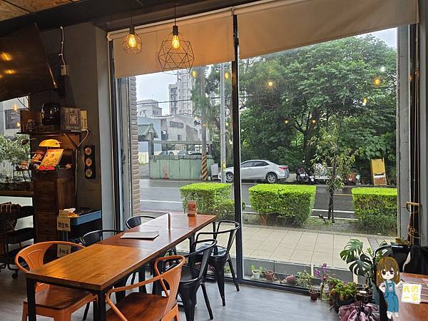 桃園中壢  落地玻璃窗迎接滿滿陽光，穀沐尼讓你在光影中品味豐