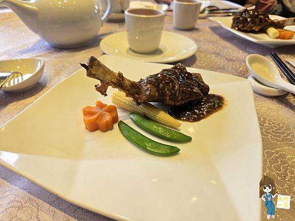 台北 來場都市傳說的奢華美食探險 圓山東西密道+圓苑午餐行程