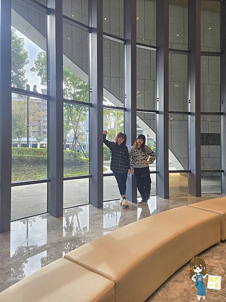 秒飛國外的聖誕氛圍行程—青埔一日遊/輕綠舍—華泰名品城