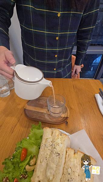 秒飛國外的聖誕氛圍行程—青埔一日遊/輕綠舍—華泰名品城