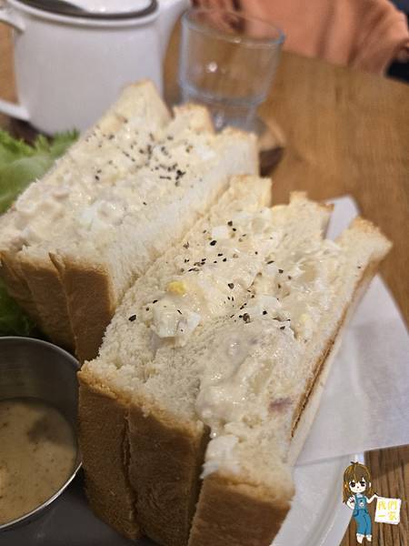 秒飛國外的聖誕氛圍行程—青埔一日遊/輕綠舍—華泰名品城