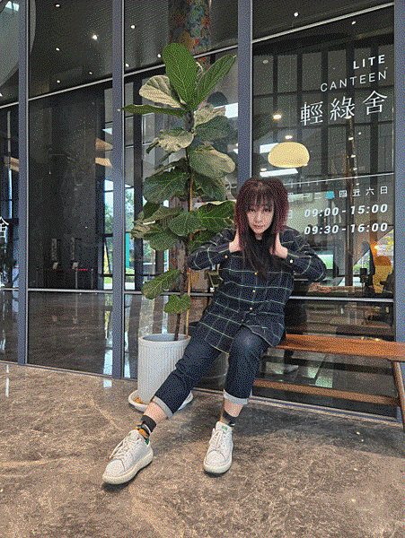 秒飛國外的聖誕氛圍行程—青埔一日遊/輕綠舍—華泰名品城