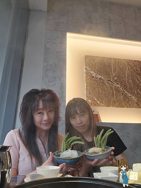 桃園中壢福叄鍋物:從木質門面走進肉與甜點的雙重盛宴 極黑豚 桃園中壢福叄鍋物:從木質門面走進肉與甜點的雙重盛宴 極黑豚