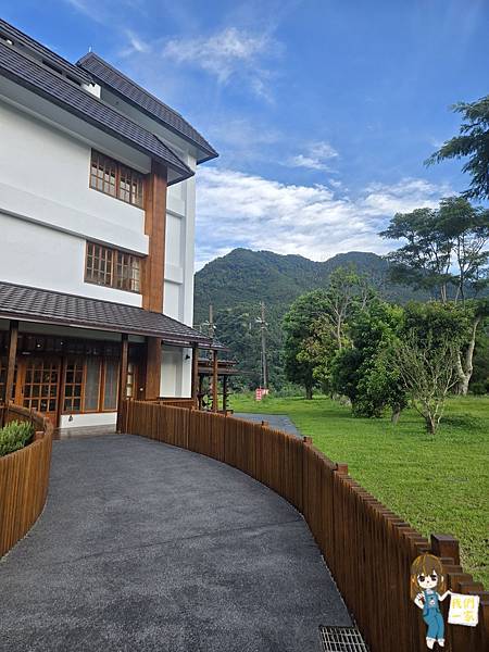 桃園羅浮 藏在山林裡的日式小京都:一場用足浴+玫瑰冰磚午後 桃園羅浮 藏在山林裡的日式小京都:一場用足浴+玫瑰冰磚午後