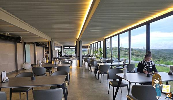 見山景觀餐廳龍潭乳姑山的祕境夜景與夕陽饗宴,落地窗裡的浪漫 見山景觀餐廳龍潭乳姑山的祕境夜景與夕陽饗宴,落地窗裡的浪漫