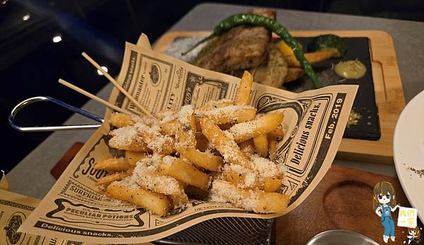 見山景觀餐廳龍潭乳姑山的祕境夜景與夕陽饗宴,落地窗裡的浪漫 見山景觀餐廳龍潭乳姑山的祕境夜景與夕陽饗宴,落地窗裡的浪漫