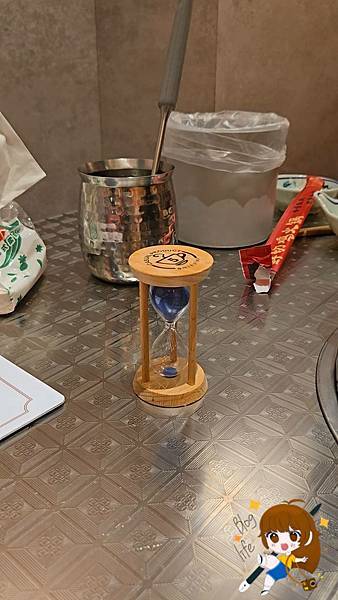 桃園中壢 食霸鮮切雞火鍋-- 火鍋界的溫柔暴擊,一鍋就懂什 桃園中壢 食霸鮮切雞火鍋-- 火鍋界的溫柔暴擊,一鍋就懂什