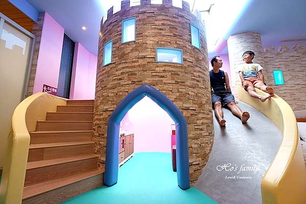彰化親子住宿 晨荷精品渡假旅館 汽車旅館隱藏城堡溜滑梯 彈珠台 秘密通道 童話王國住一晚奇幻歷險 1 1 3 玩學樂生活