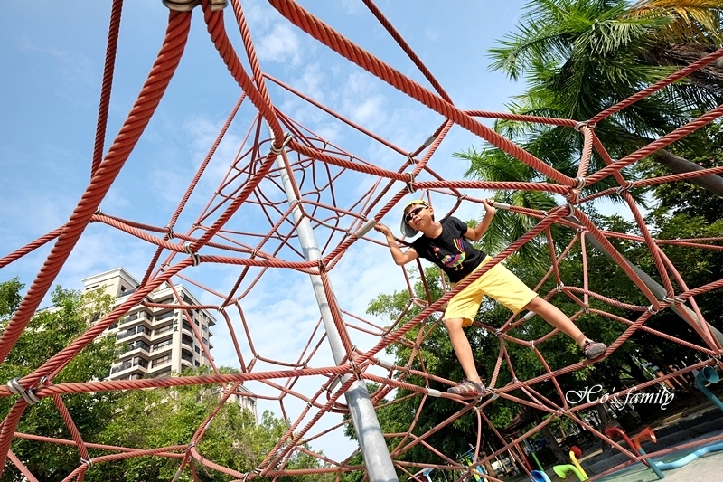 蓮池潭兒童公園39.JPG