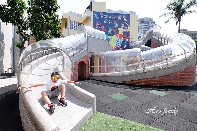台北特色遊戲場 古亭國小 特色小學好好玩 綠野仙蹤共融遊具 兩層樓磨石溜滑梯 滾輪溜滑梯 多感官攀爬架 遊戲創造無限可能 台北特色遊戲場 古亭國小 特色小學好好玩 綠野仙蹤共融遊具 兩層樓磨石溜滑梯 滾輪溜滑梯 多感官攀爬架 遊戲創造無限可能