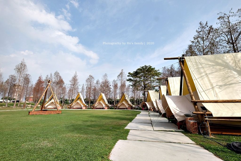 【高雄淨園農場】沙坑遊戲區、帳篷野餐新亮點！餵小動物、看飛機、坐小火車、烤肉，豐富親子農場景點一日遊17.JPG