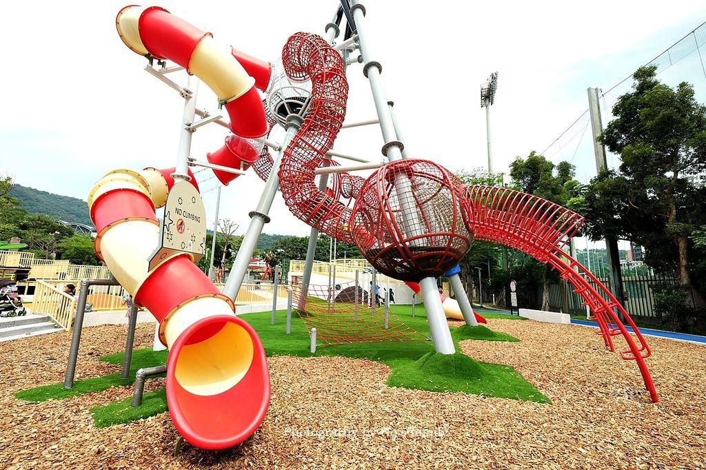 【天母夢想樂園】天母棒球場共融親子公園遊戲場！天母夢想公園、棒球溜滑梯、交通11.JPG