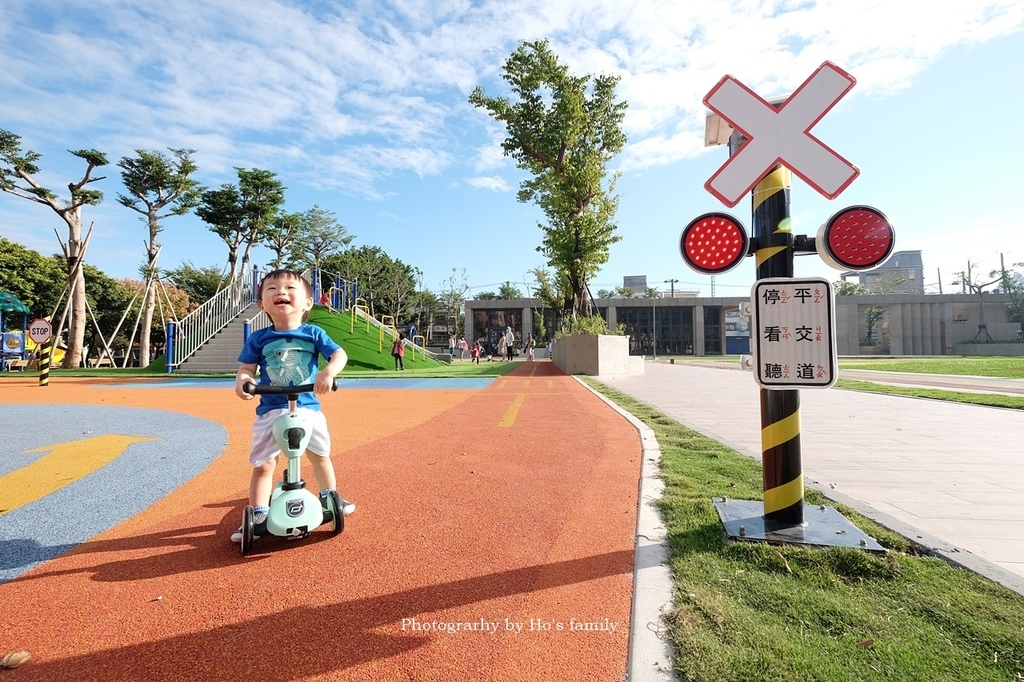 【桃園親子景點】中壢文化兒童駕駛訓練公園4.JPG