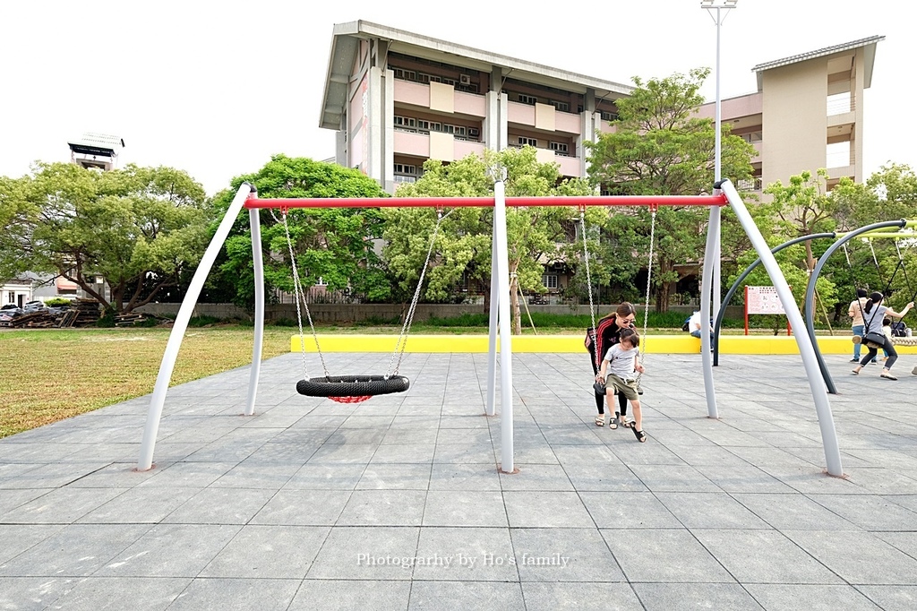 【苗栗親子景點】苑裡灣麗親子公園30.JPG