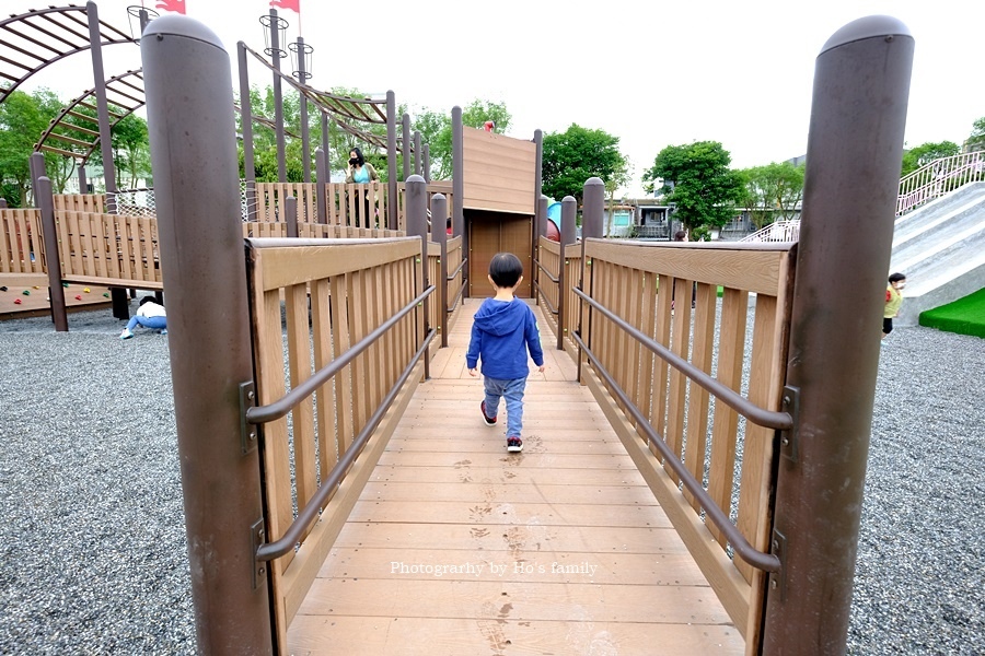宜蘭特色公園》羅東九號公園全齡共融式遊戲場4.JPG