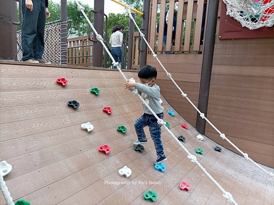 宜蘭特色公園》羅東九號公園全齡共融式遊戲場11.JPG