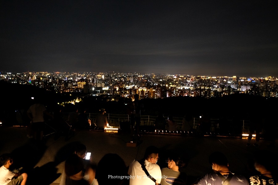 桃園虎頭山環保公園》桃園賞夜景刊頭.JPG