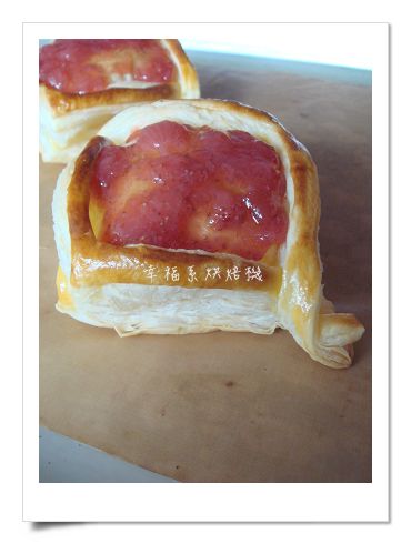 酥皮草莓派 酥皮草莓派