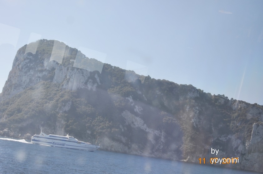 DSC_0190搭船到卡布里島.JPG