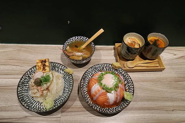 中山 漁米島·海鮮丼專賣店 丼飯、壽司、茶碗蒸