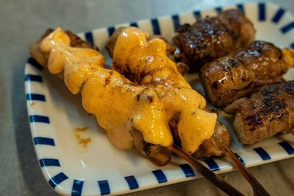 新竹東門市場 玩點名烤炸物丼飯專門店 必點 宮保雞丁飯超下飯 新竹東門市場 玩點名烤炸物丼飯專門店 必點 宮保雞丁飯超下飯