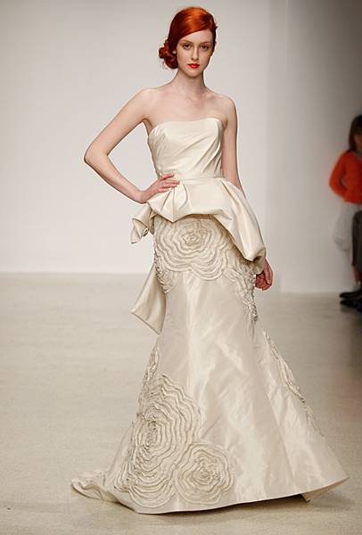 spring-2013-wedding-dress-trend-peplums-1