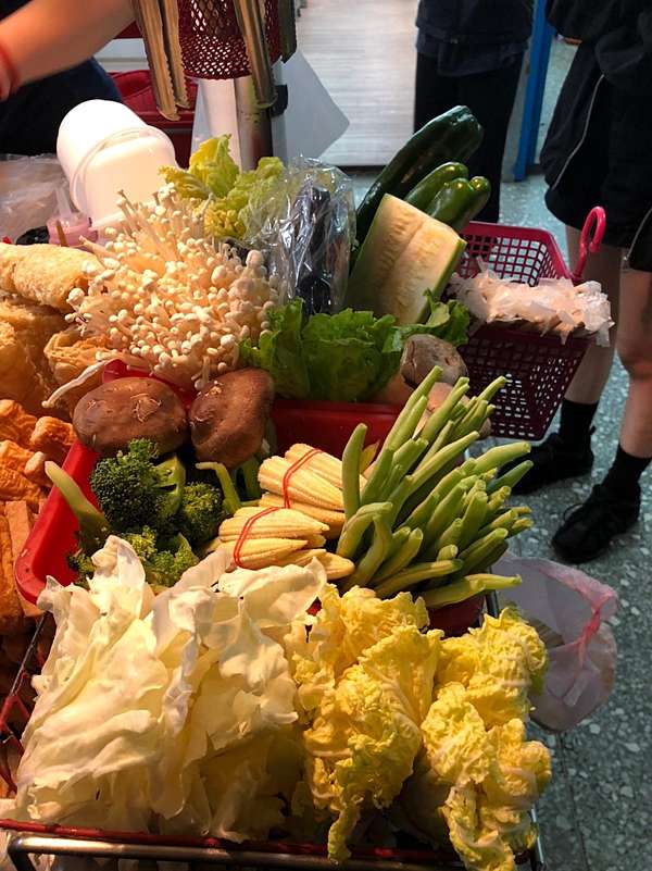 食記 台北東湖宵夜 推薦東湖美食超人氣宵夜狀元香滷味 美食分享家chill 痞客邦