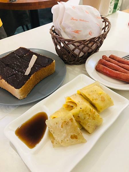 [食記] 推薦南港美食 超人氣美味便宜早餐 小確幸