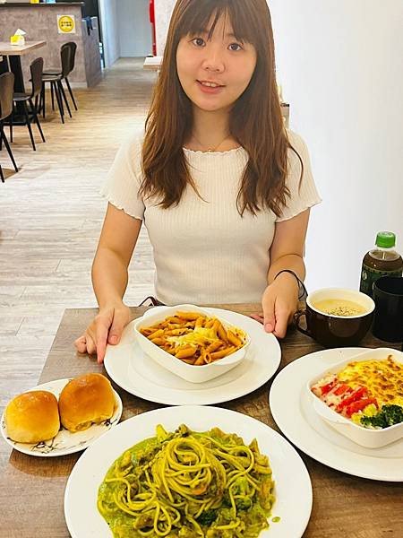 LINE_ALBUM_2022813_220816_28.jpg LINE_ALBUM_2022813_220816_28.jpg