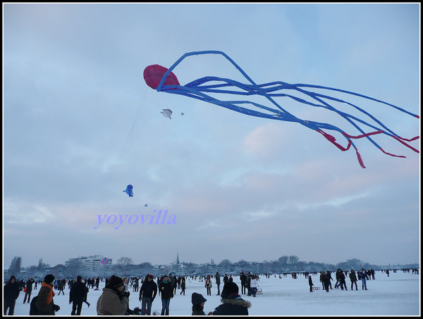 德國 漢堡 結冰的阿爾斯特湖 Alster Lake in Winter, Hamburg, Germany