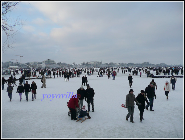 德國 漢堡 結冰的阿爾斯特湖 Alster Lake in Winter, Hamburg, Germany