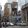 Yonge Street，最長的央街，主要街道